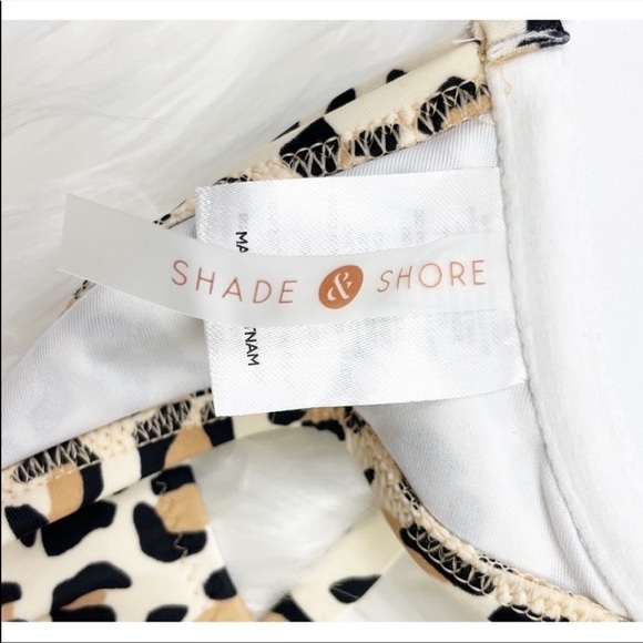 𝅺Shade & Shore Leopard Print Underwire Bikini Top Cream Tan Black Size 34C NWOT - Picture 7 of 8